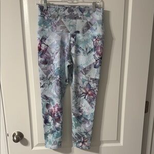 Evolution and Creation Floral Leggings - Multicolor